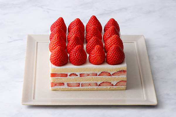大粒苺あまりん プレミアムショートケーキ